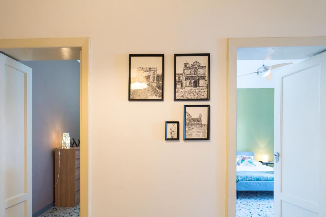 Casa Lina Con Terrazza Βίλα Canicattini Bagni Εξωτερικό φωτογραφία